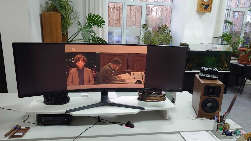 Монитор Samsung 49 дюймов