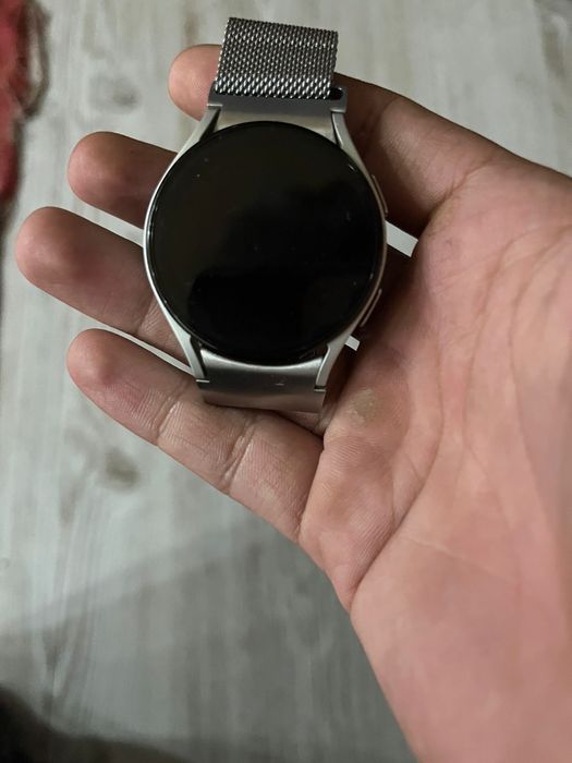 часы samsung Galaxy watch 5 R900 40 мм