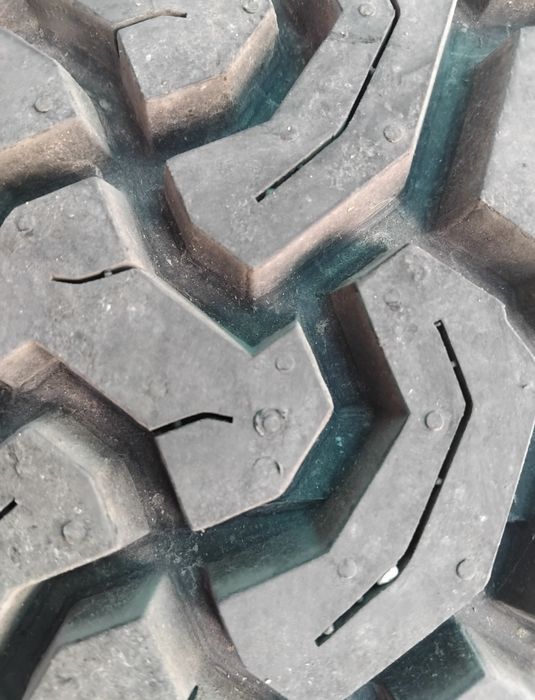 Офроуд гуми 215/65/16Дачия Дъстър/dacia duster