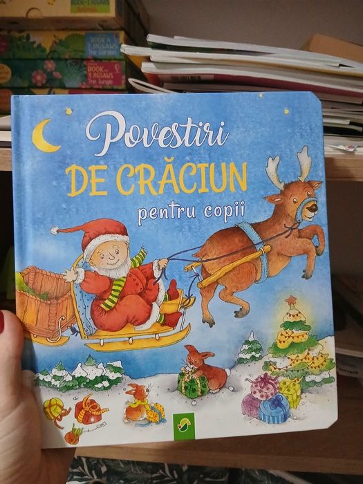 Carte cartonata cu sunete si luminite