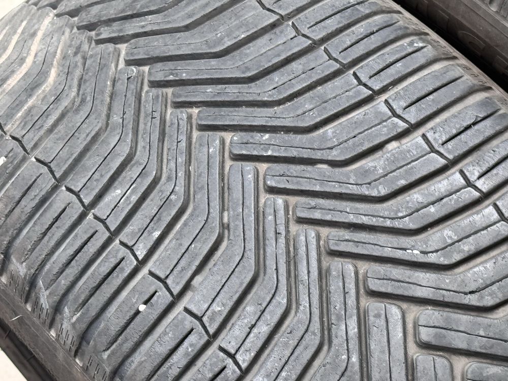 225/50/R17’Micnelin CrossClimate 2бр всесезони dot3620 6-7мм