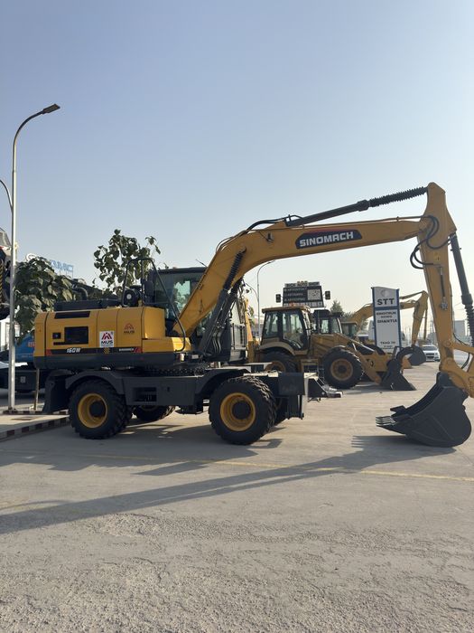 колесный экскаватор