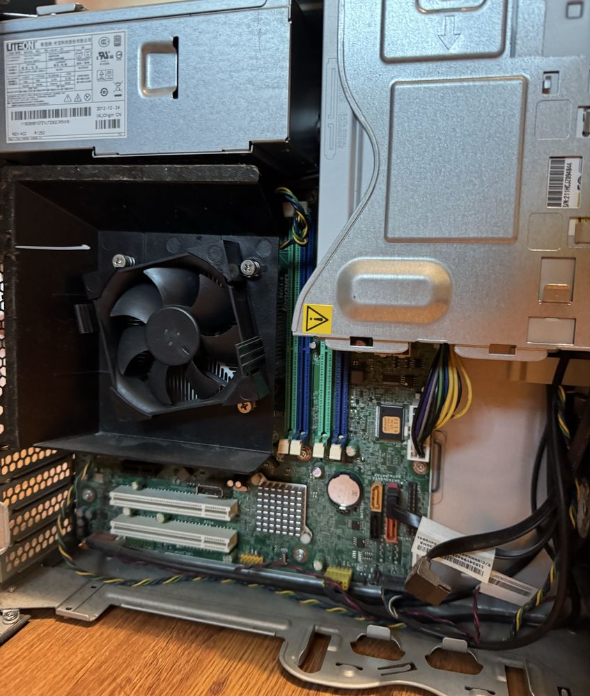Lenovo ThinkCentre M82 I5 - 3470