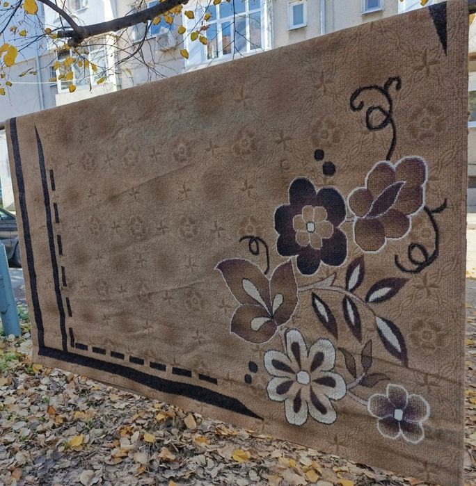 Продавам килими 2 броя