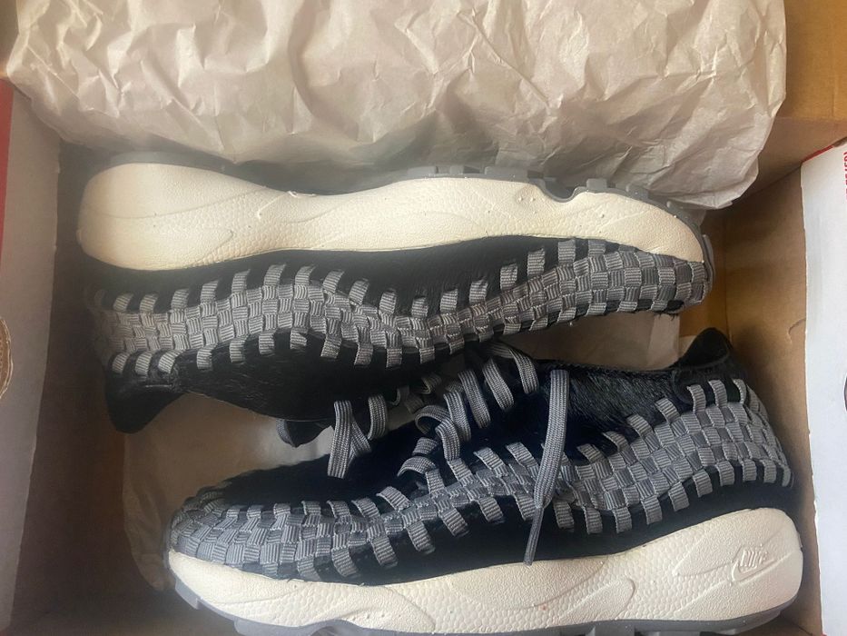 Nike woven black /smoke Grey (original orice 879 lei)