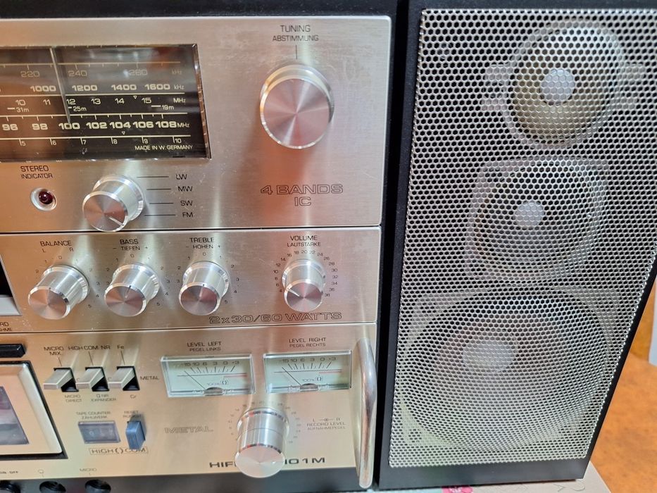 Vând radio casetofon hi-fi studio 1m