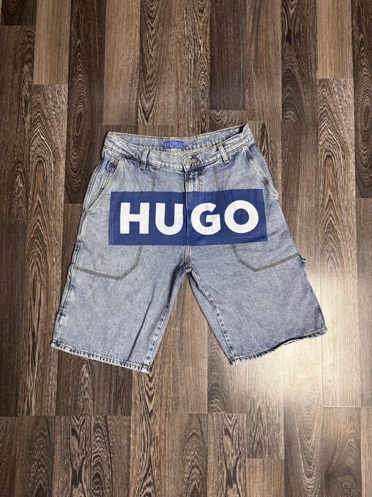 Къси дънки на HUGO