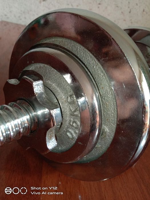 Gantel yangi 6 kg li kimga kerak tel qilila dastavkayam bor