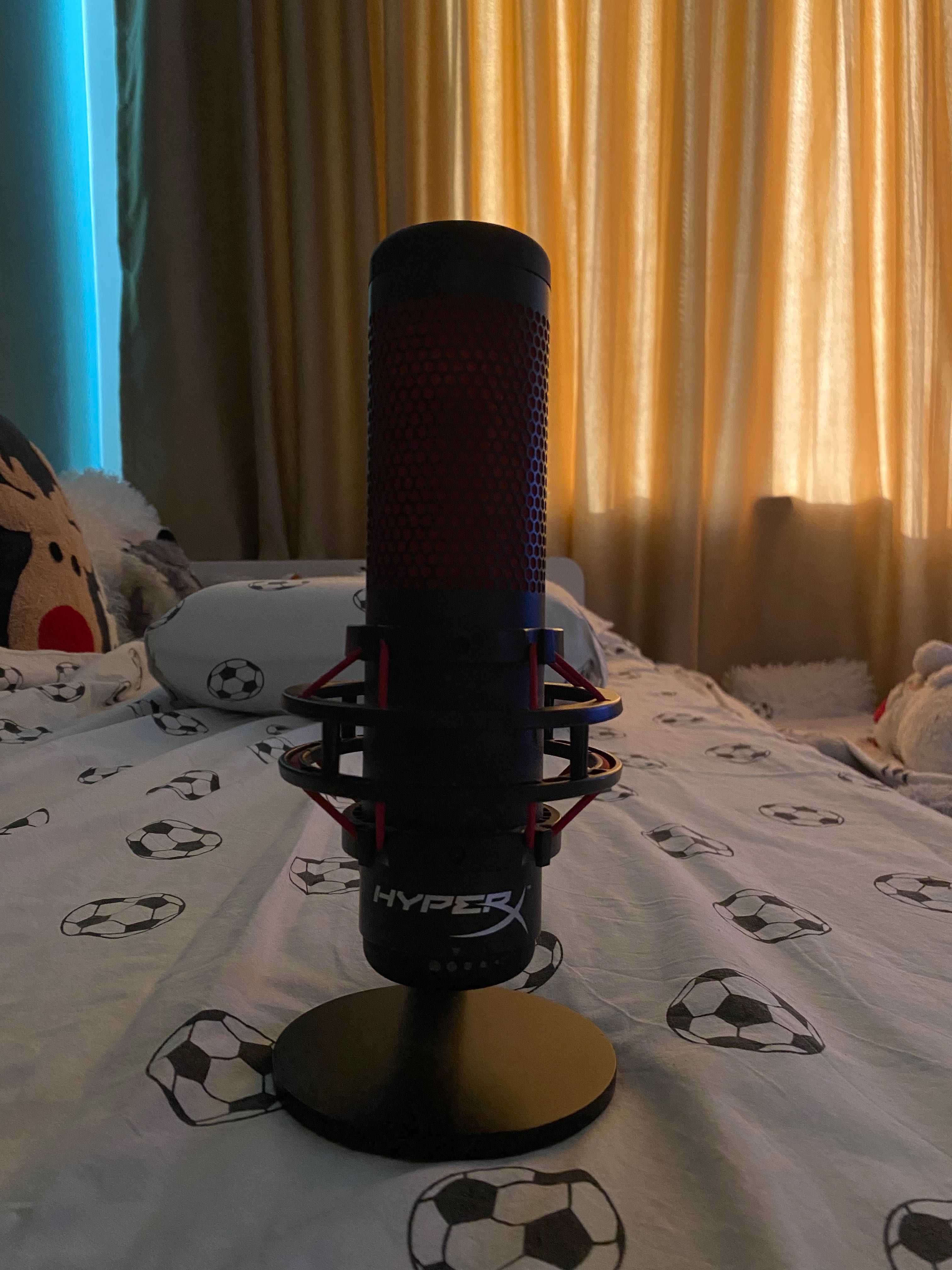 Микрофон HyperX QuadCast