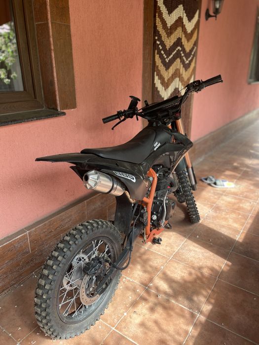 Vand motor kxd 150cc toba akrapovic mai multe detalii in descriere