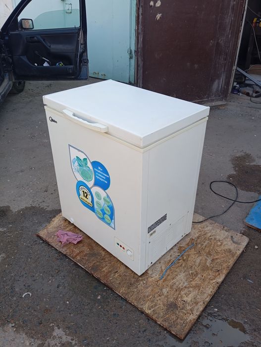 Продам морозильник