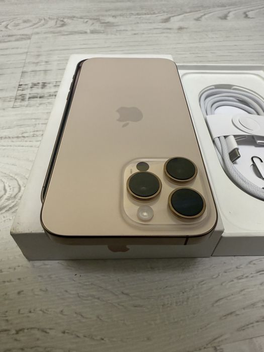 100% БАТЕРИЯ КАТО НОВ Iphone 16 Pro Max 256GB Desert ГАРАНЦИЯ