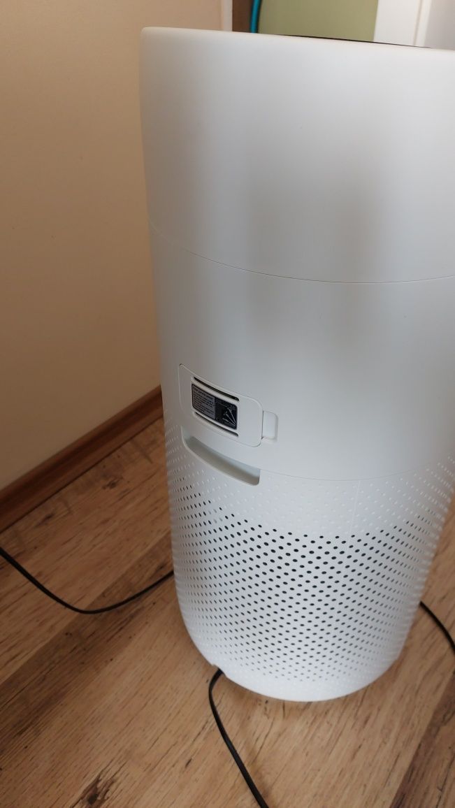 Продавам пречиствател за въздух Philips AC2958