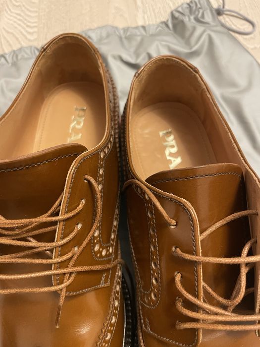 Pantofi Prada originali din piele – mărimea 41, NOI