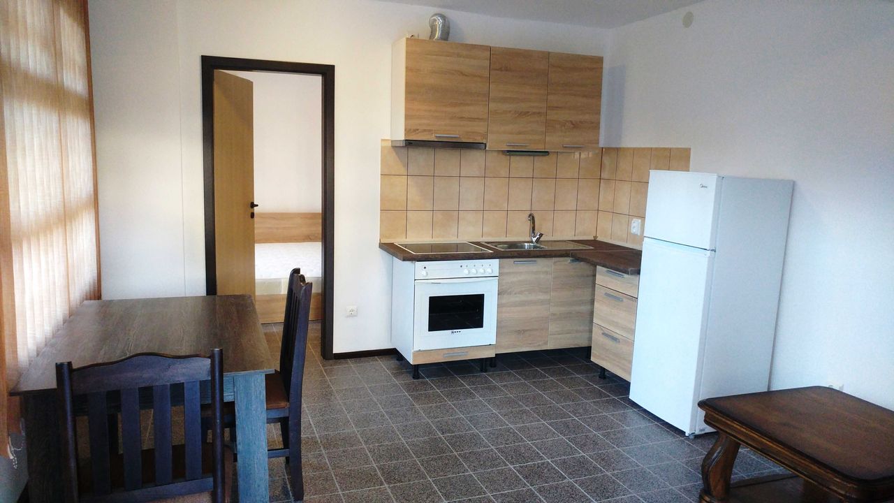 Дава се под наем Двустаен апартамент в София, Витоша - 44 кв.м за 382.5 € - Снимка #2