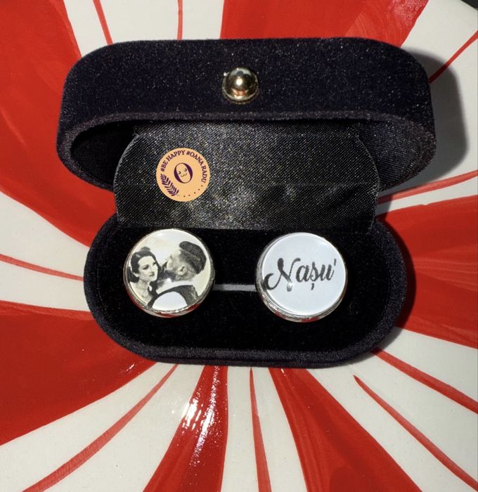 Butoni personalizati