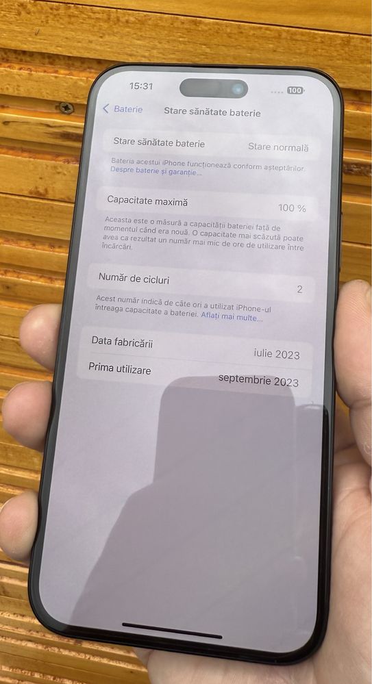 iPhone 15+ pret 2550  lei