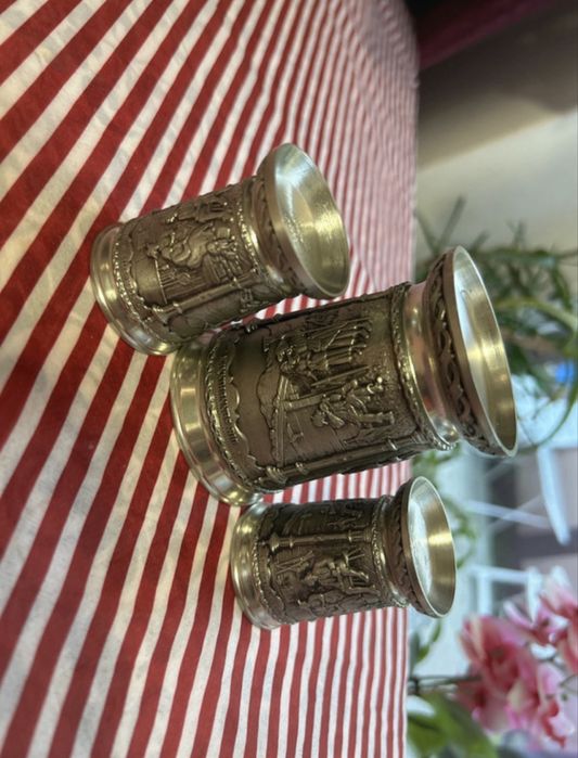 3 pahare vechi obiecte decorative