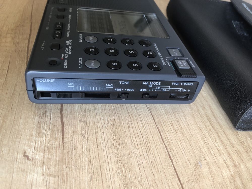Radio sony icf -sw7600
