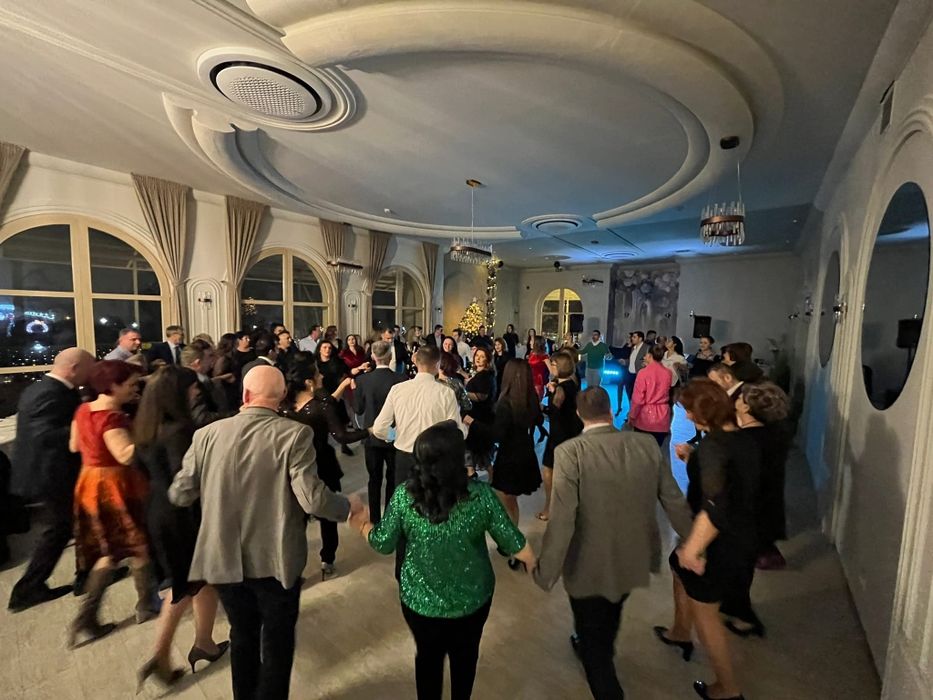 Dj și solista evenimente, nunti, botezuri, petreceri private