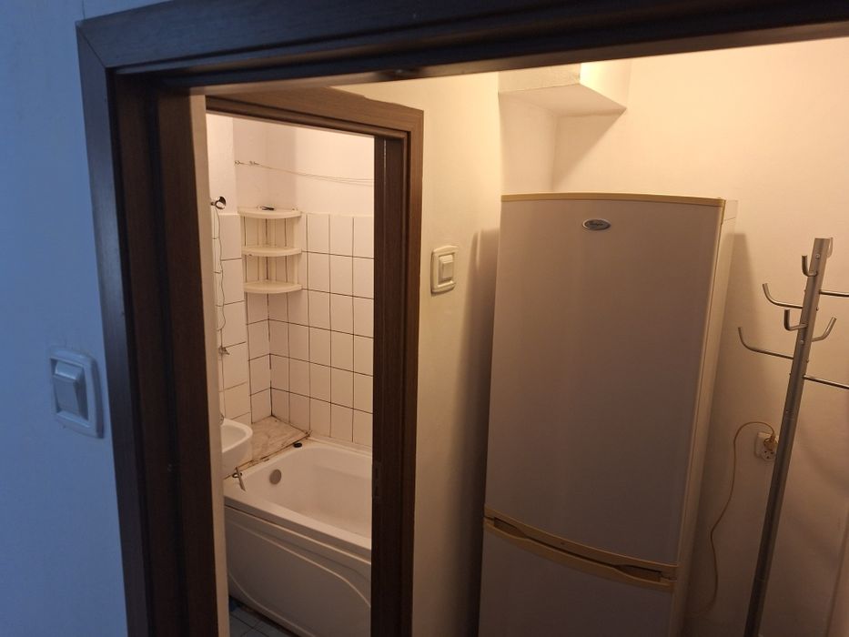 Închiriez garsoniera gavana 2 D1 parter