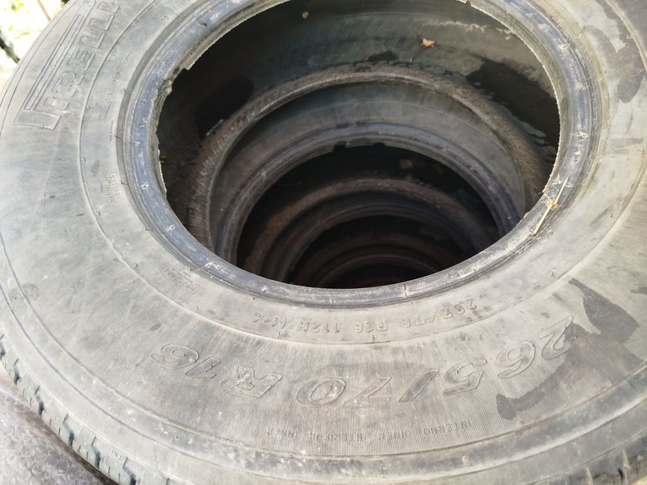 Продам шины  265/70R16