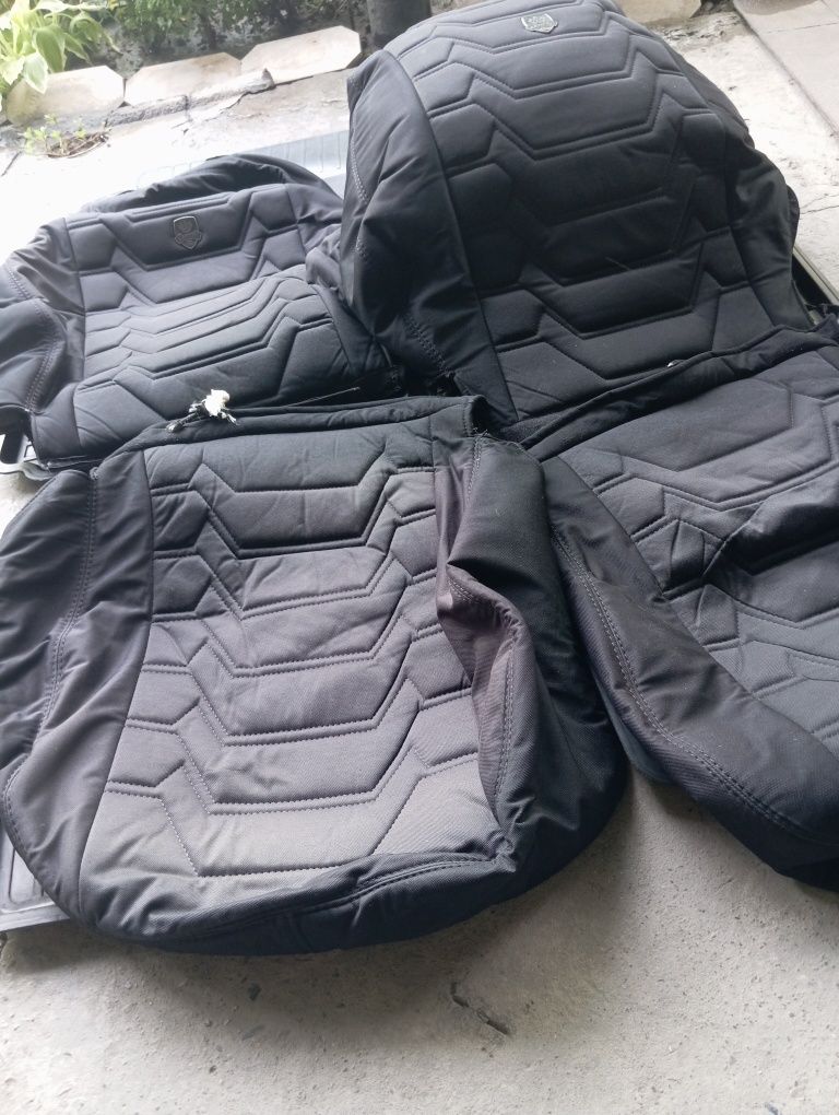 Продам Чехлы и Полики для Кобольта всё вместе.