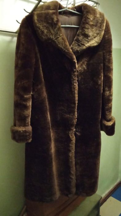 Шуба женская  цигейка 46раз