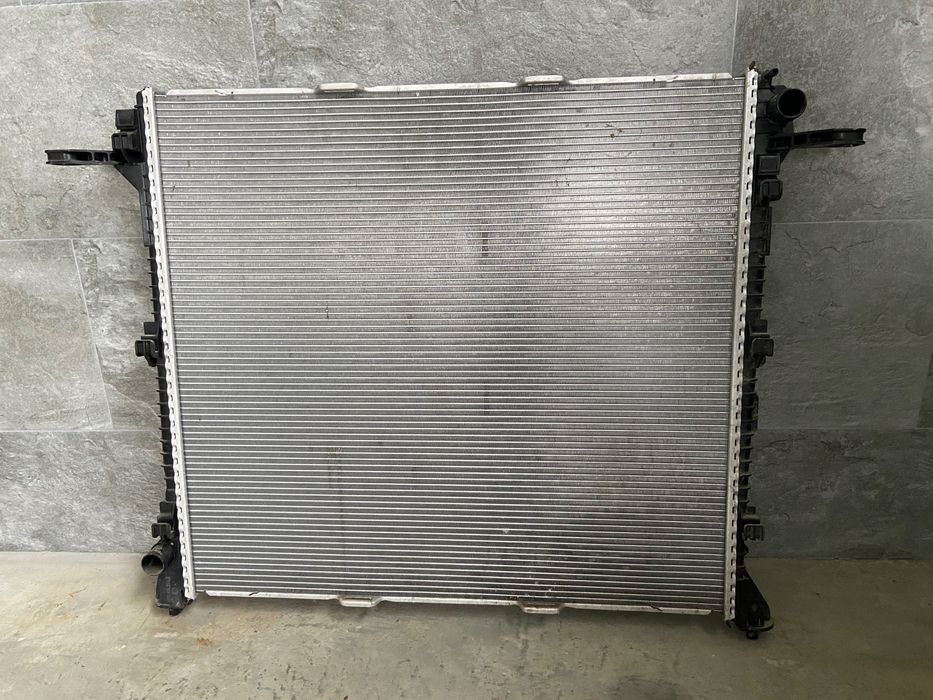 Vând radiator VW crafter 2019