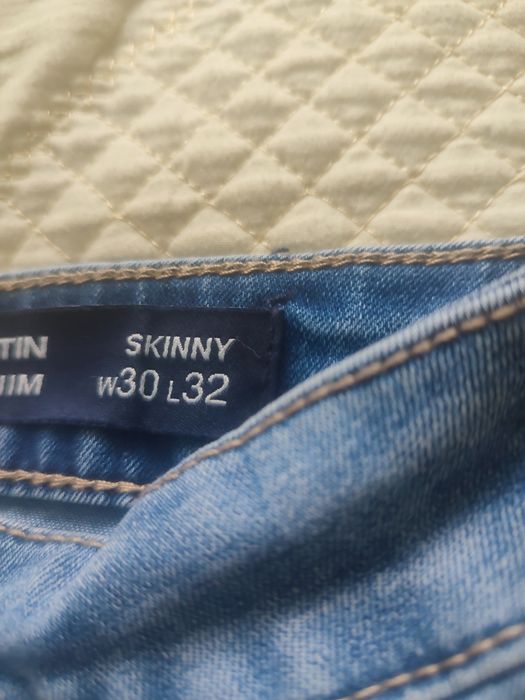 Джинсы новые, Остин