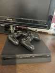 Ps4 slim 860Gb 2 manete si 8 jocuri