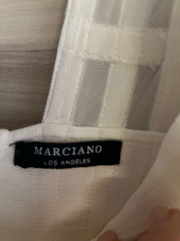 Бандажна рокля GUESS BY MARCIANO