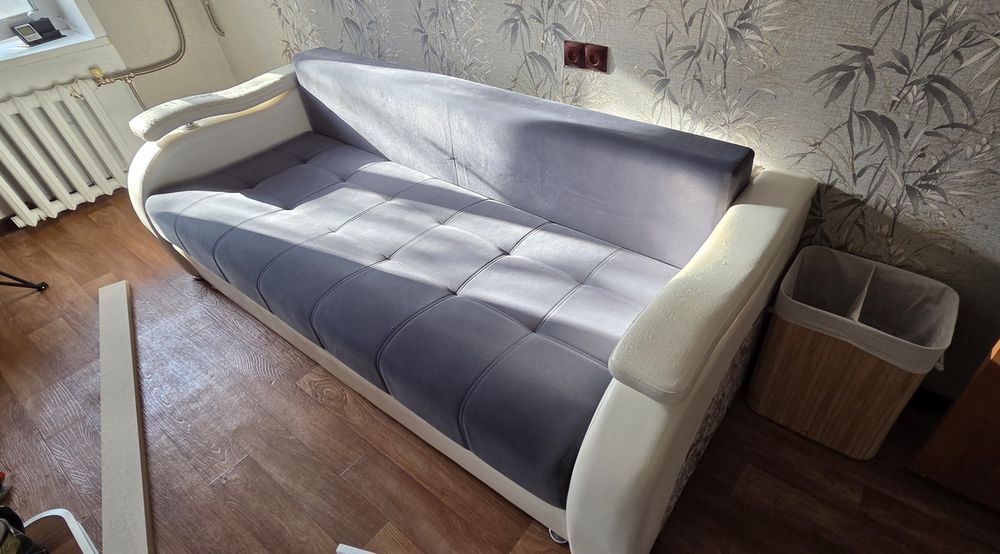 Продам диван 2.30×1.0 метр