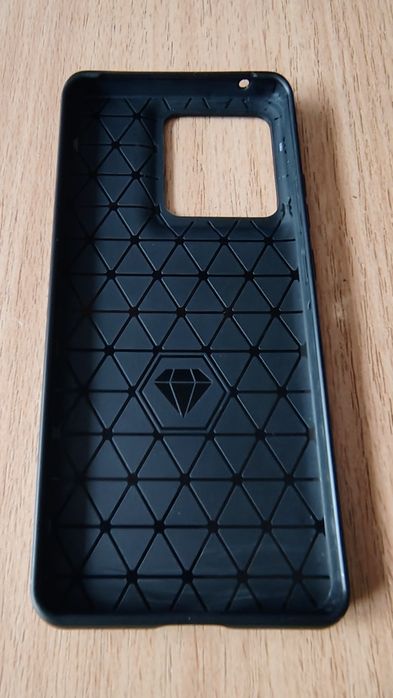 Vând husa silicon Motorola 50 edge pro