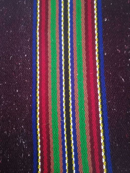 Домашно тъкани черги