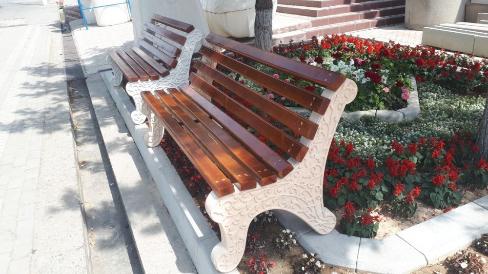 Скамейки из бетона для улиц и парк
