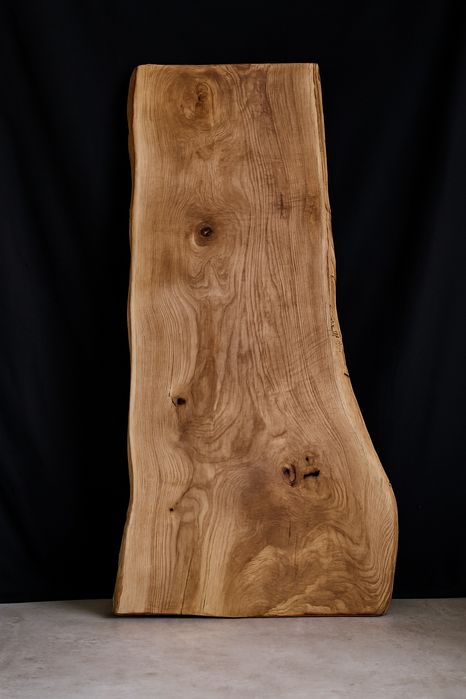 Продается слэб из натурального среза дерева