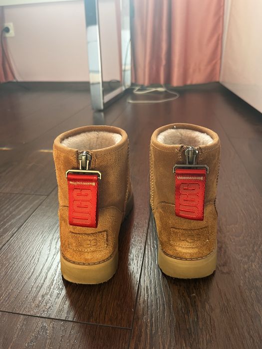 Зимни боти UGG Classic mini, размер 37