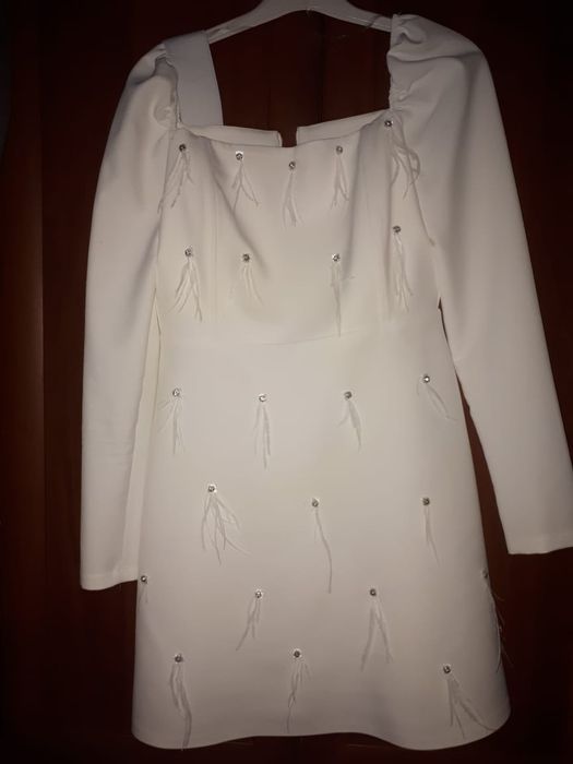 Платье белое 42 размер на регистрацию или на вечер