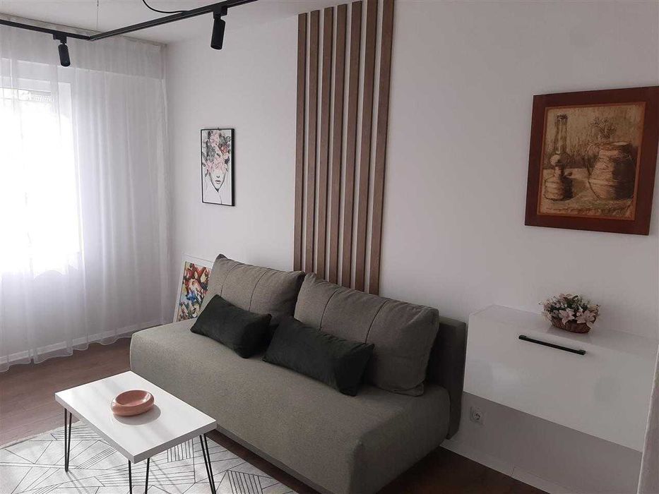 Дава се под наем Едностаен апартамент в Бургас, Лазур - 35 кв.м за 153 € - Снимка #1