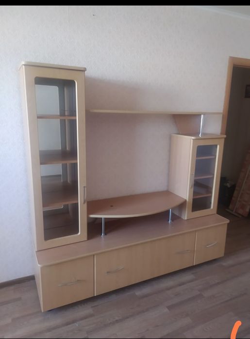 Продам  стенку в идеальном состоянии
