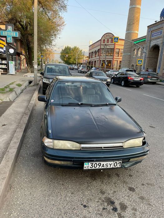 Toyota Carina продам