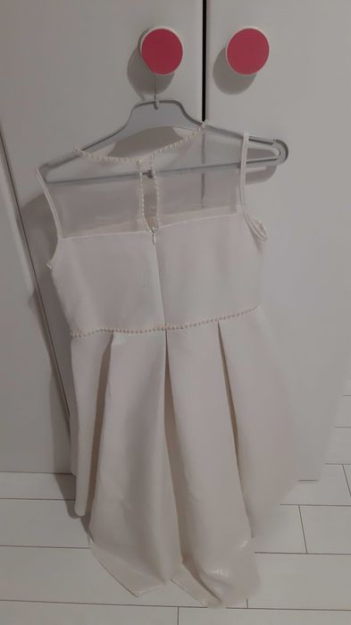 Set Anne bebe - rochita cu trena si perle, gentuta si bentita asortate