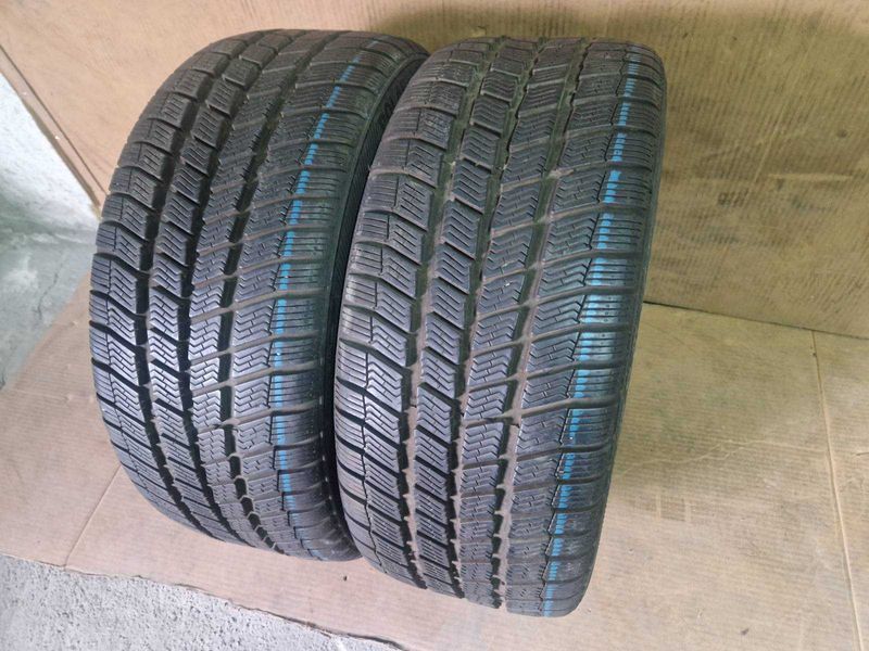 2 Barum R17 225/45
зимни гуми
DOT2917