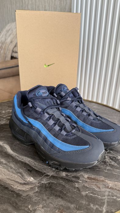 Vand adidasi Nike air max 38’5