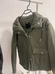 Geaca de la pull&bear