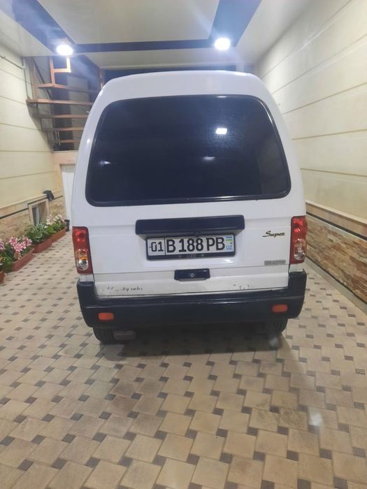 Дамас ван 2009 йи