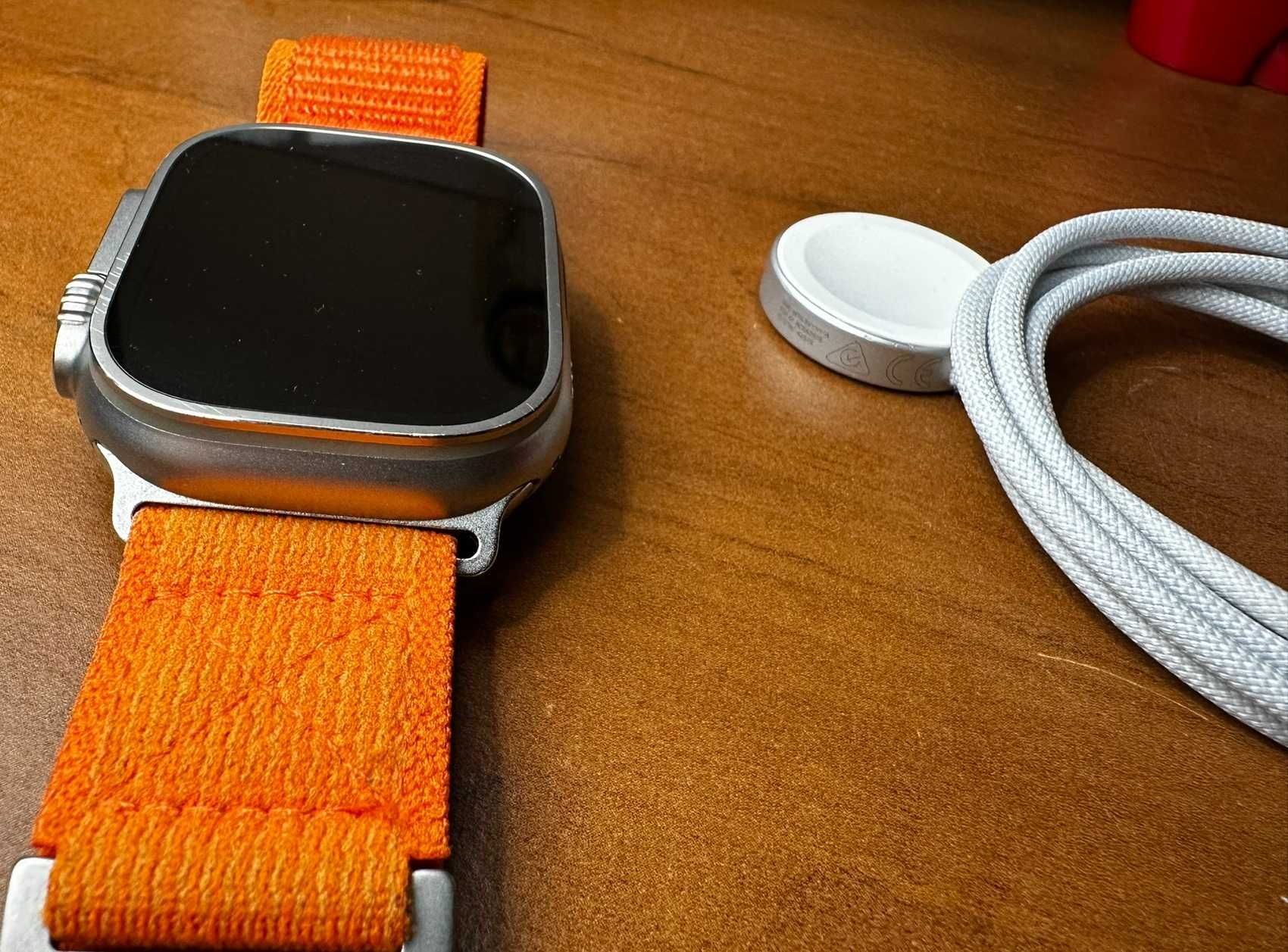 Apple Watch Ultra - отлично състояние, допълнителна каишка