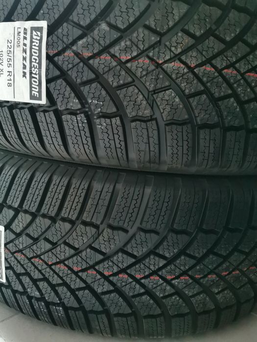 225 55 18 102v xl brigestone blizzak lm005 anvelope de iarna