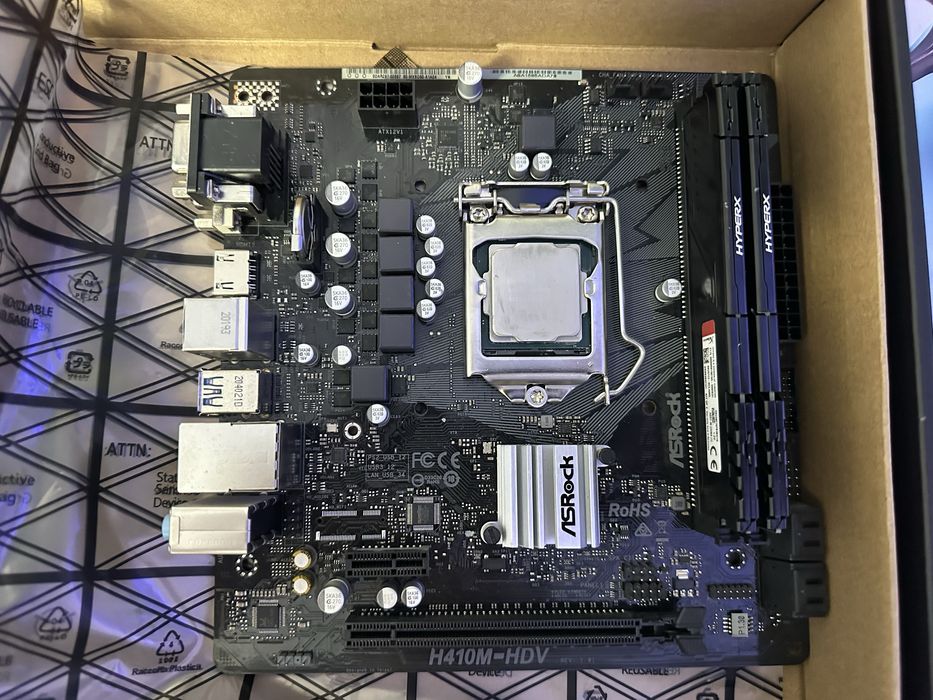 Vand sistem placa de baza cu intel core i5 10400f